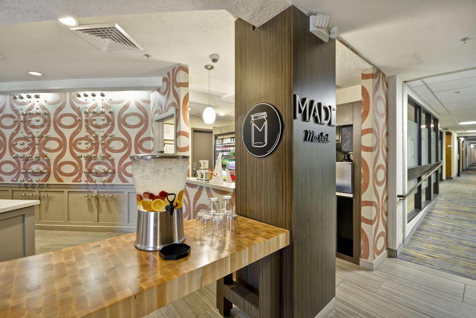 Doubletree By Hilton Phoenix North Exteriör bild