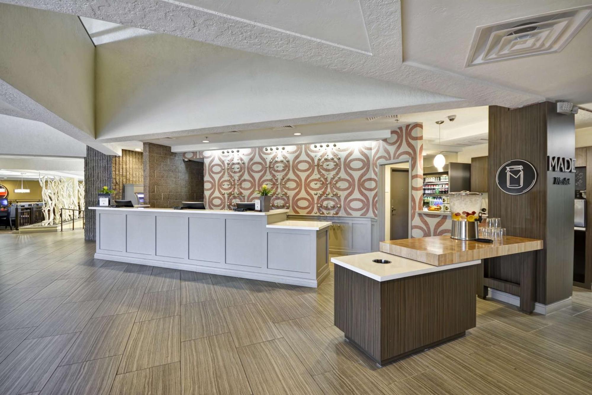 Doubletree By Hilton Phoenix North Exteriör bild